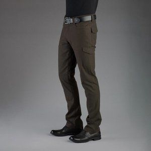 MASSIF On Duty Slim Fit Cargo Pants